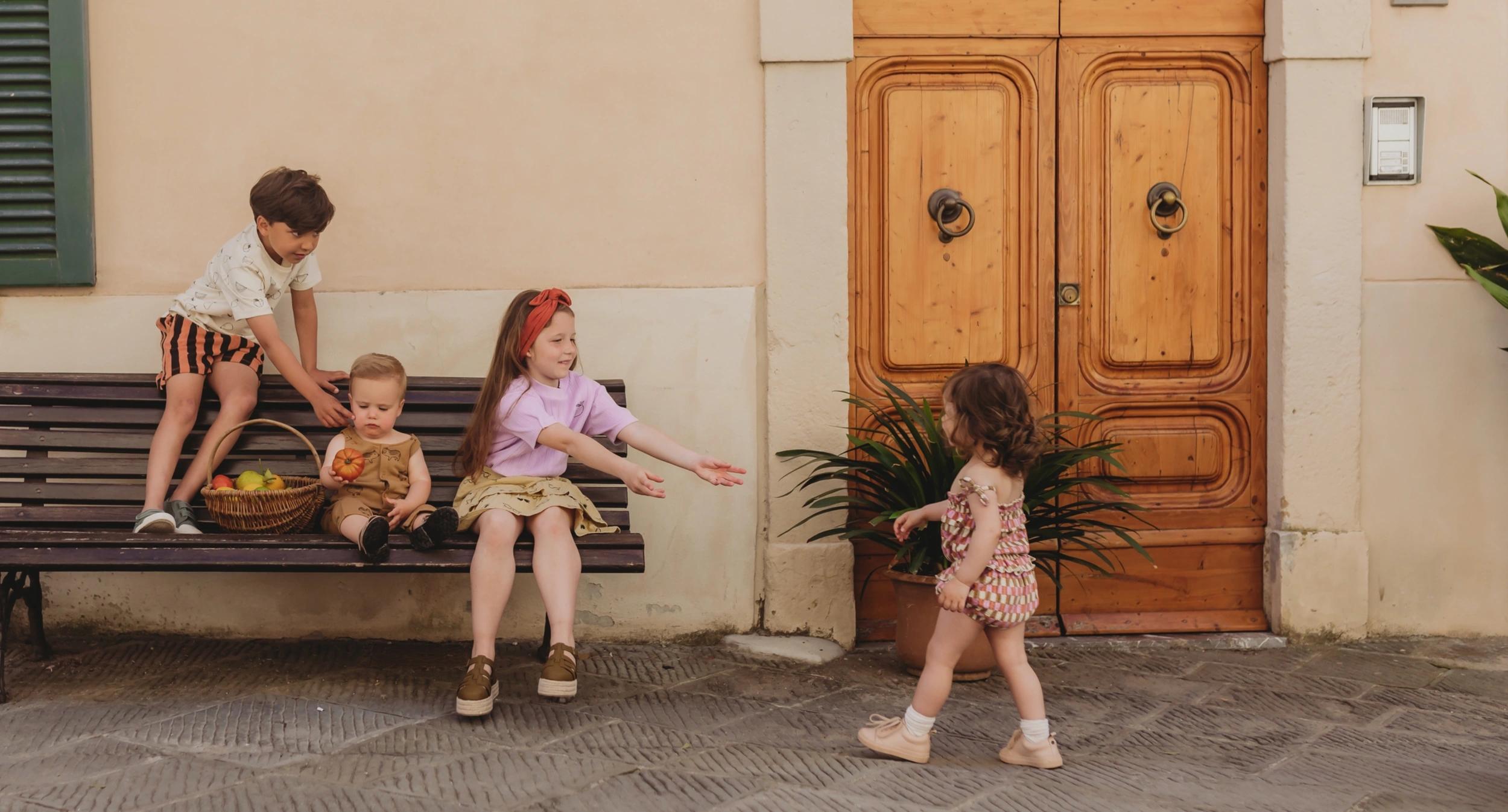 Un service pour enfant avec votre location en Corse-du-Sud